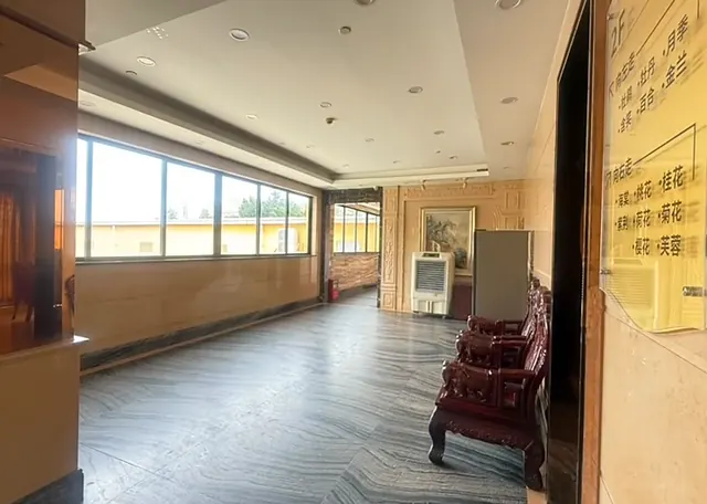 二层包厢走廊